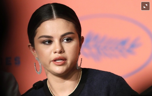Selena Gomez: Social networks are a horror for young people