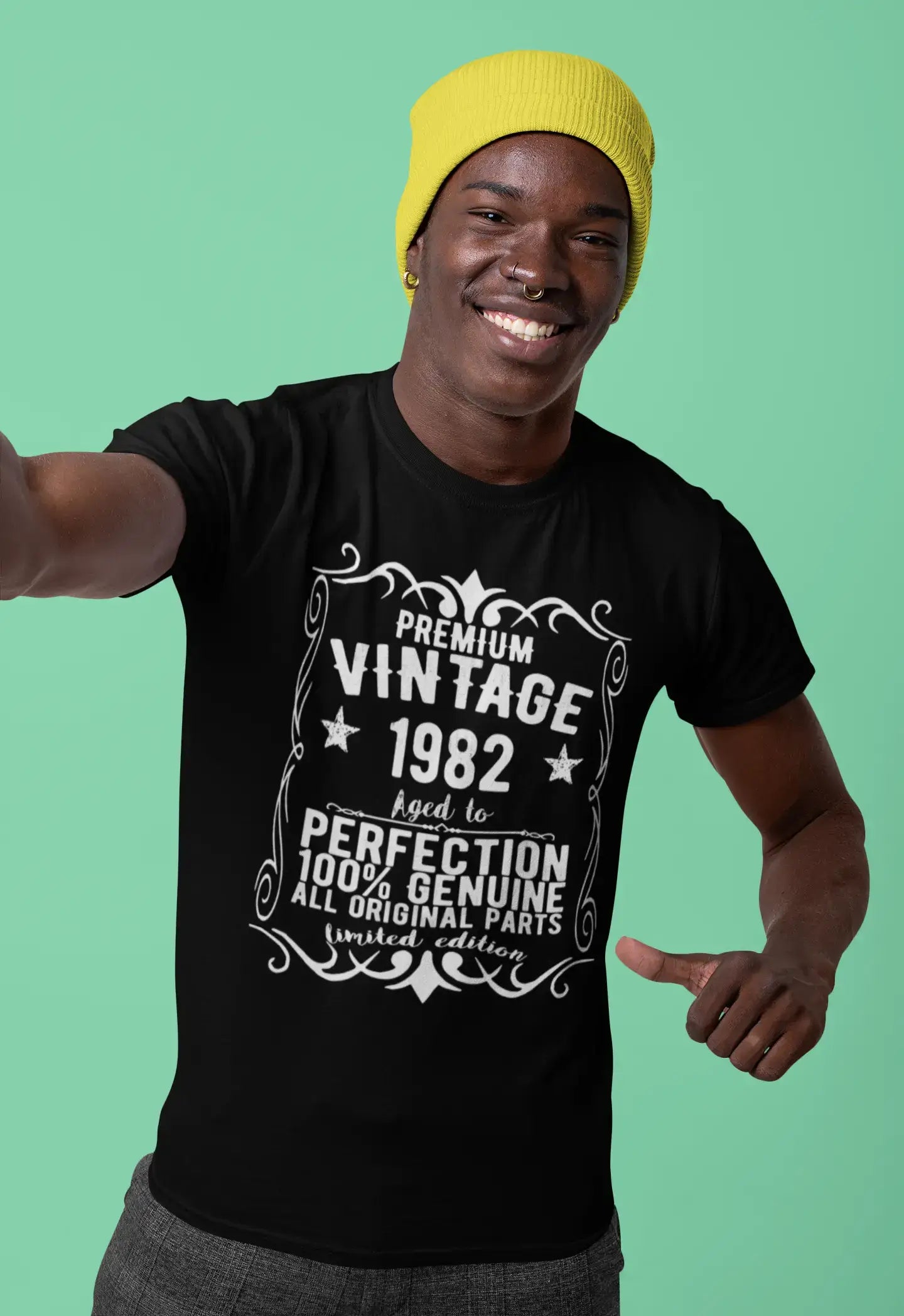 Premium Vintage Jahr 1982, Schwarz, Kurzarm-Rundhals-T-Shirt für Herren, Geschenk-T-Shirt 00347