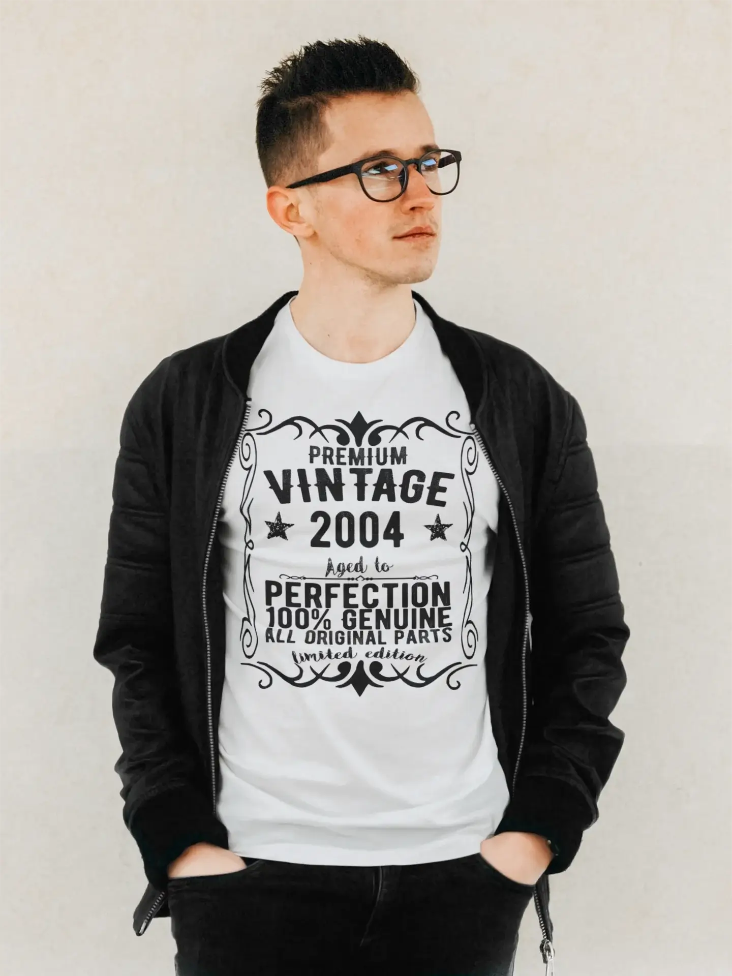 Premium Vintage Jahr 2004, Weiß, Kurzarm-Rundhals-T-Shirt für Herren, Geschenk-T-Shirt 00349