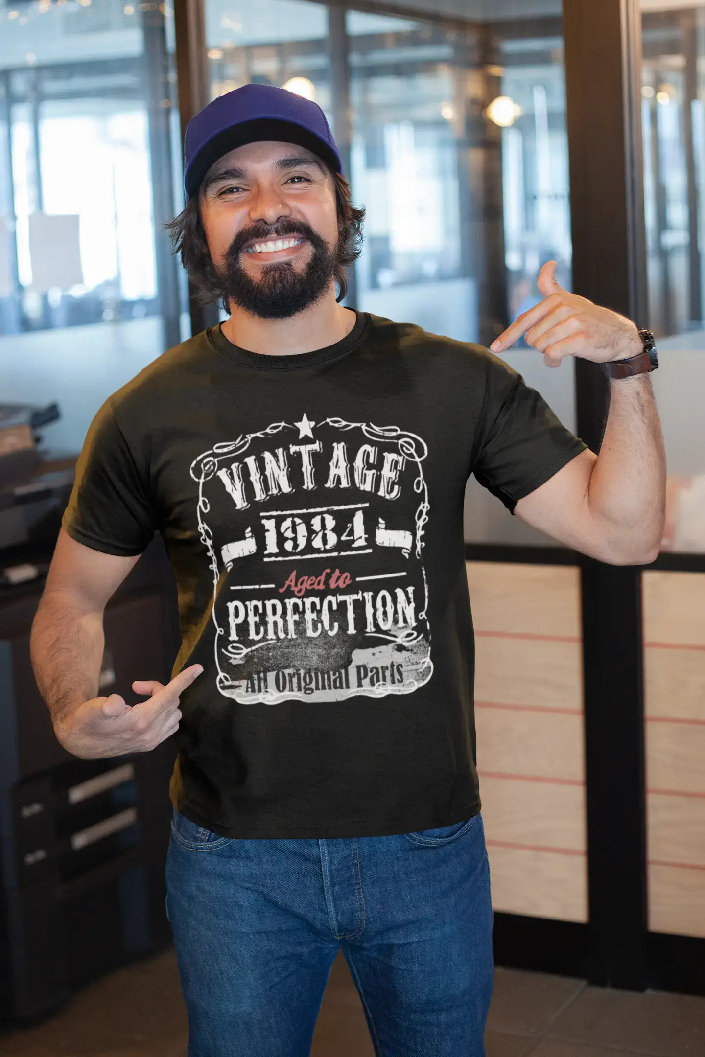 1984 Vintage Aged to Perfection Men's T-shirt Black Birthday Gift 00490