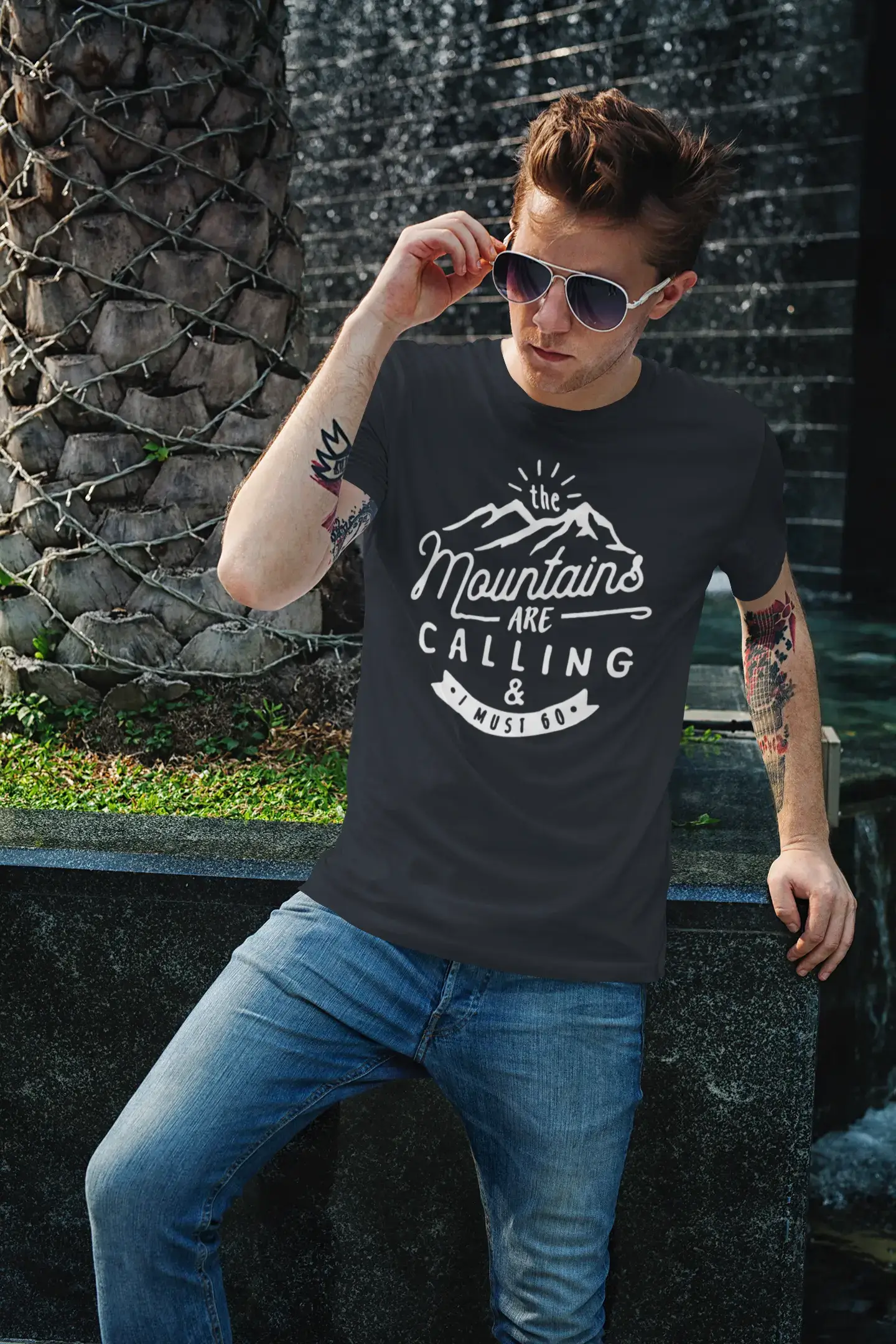 ULTRABASIC - Graphic Printed Men's The Mountains Are Calling And I Must Go Hiking Tee Deep Black