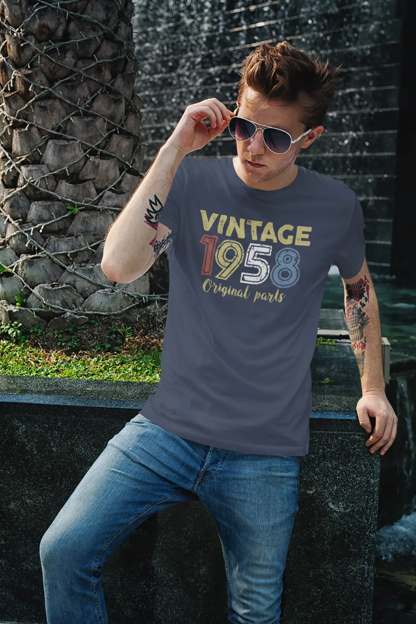 ULTRABASIC - Graphic Printed Men's Vintage 1958 T-Shirt Navy