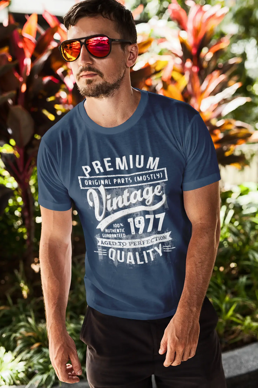 ULTRABASIC - Graphic Men's 1977 Aged to Perfection Birthday Gift T-Shirt