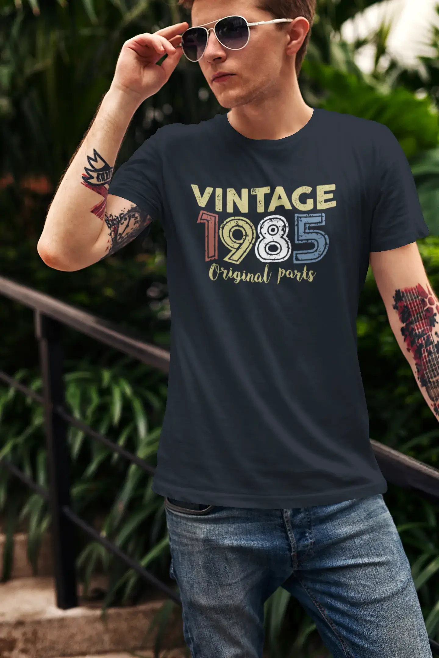 ULTRABASIC - Graphic Printed Men's Vintage 1985 T-Shirt Navy