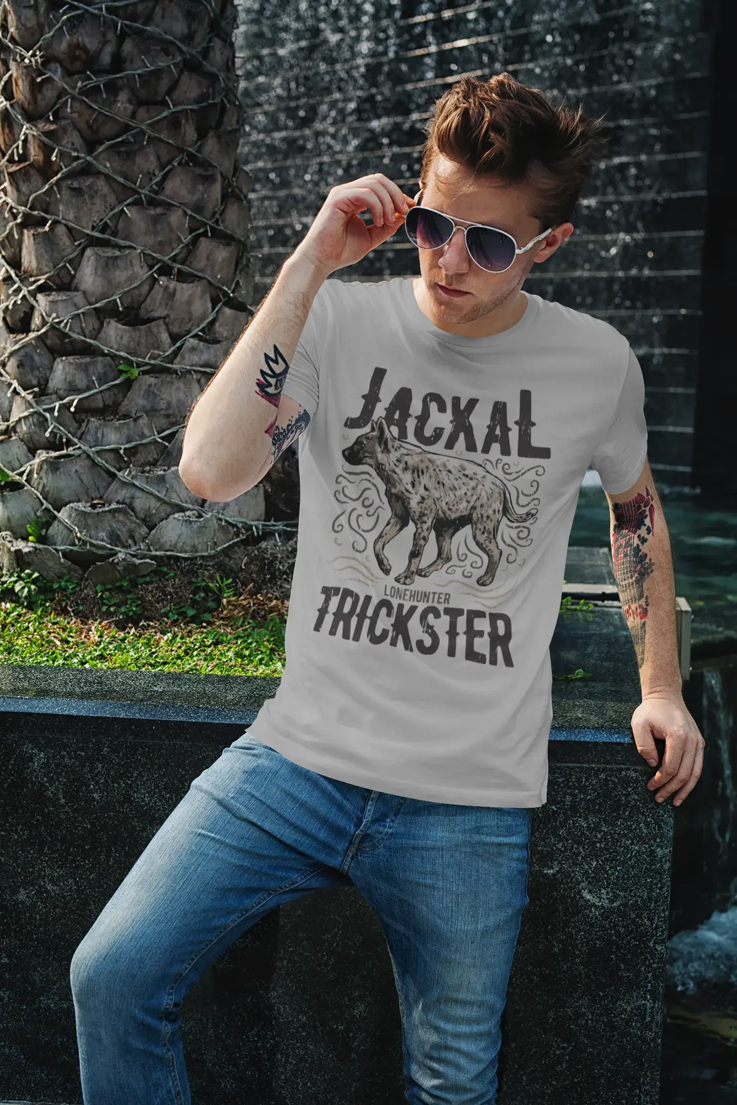 ULTRABASIC Herren-Grafik-T-Shirt Jackal Trickster – Lonehunter-Shirt für Männer