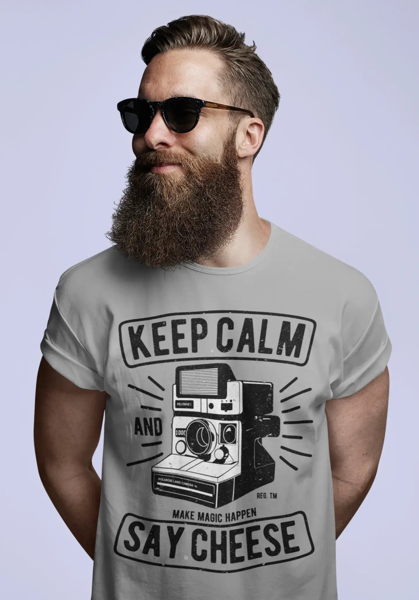 ULTRABASIC Men's T-Shirt Keep Calm And Say Cheese - Make Magic Happen - Old Camera