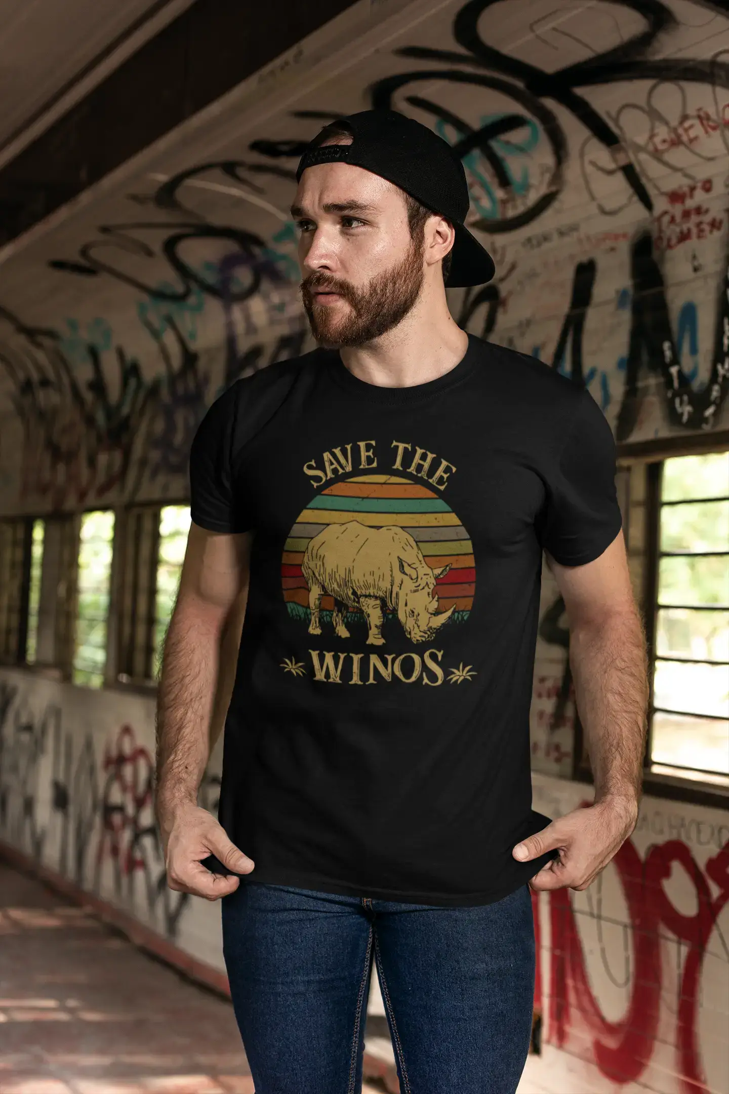 ULTRABASIC Herren Vintage T-Shirt Retro Save the Winos Rhinos Wine – Lustiges Zitat T-Shirt