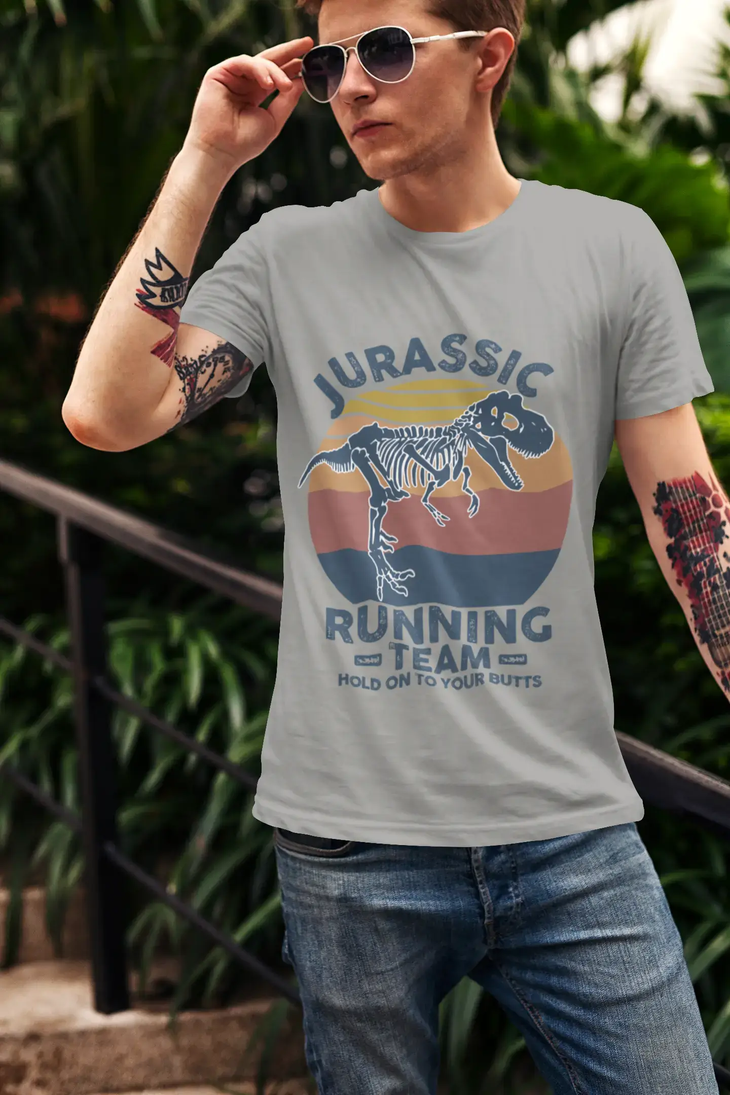 ULTRABASIC Herren-Neuheits-T-Shirt Jurassic Running Team – Lustiges Runner Squad-T-Shirt