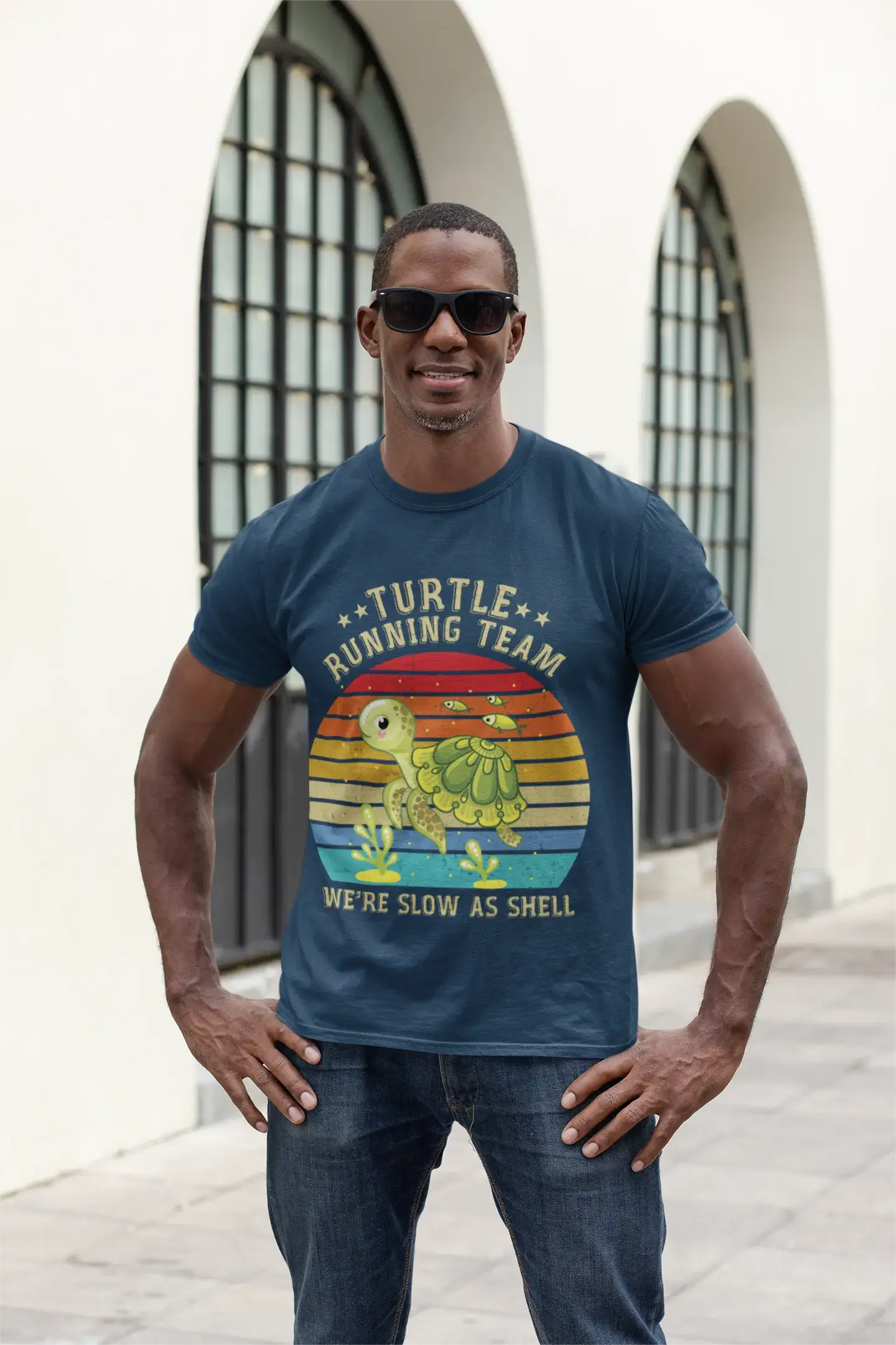 ULTRABASIC Herren-T-Shirt „Turtle Running Team – We're Slow as Shell“ – lustiges Läufer-T-Shirt