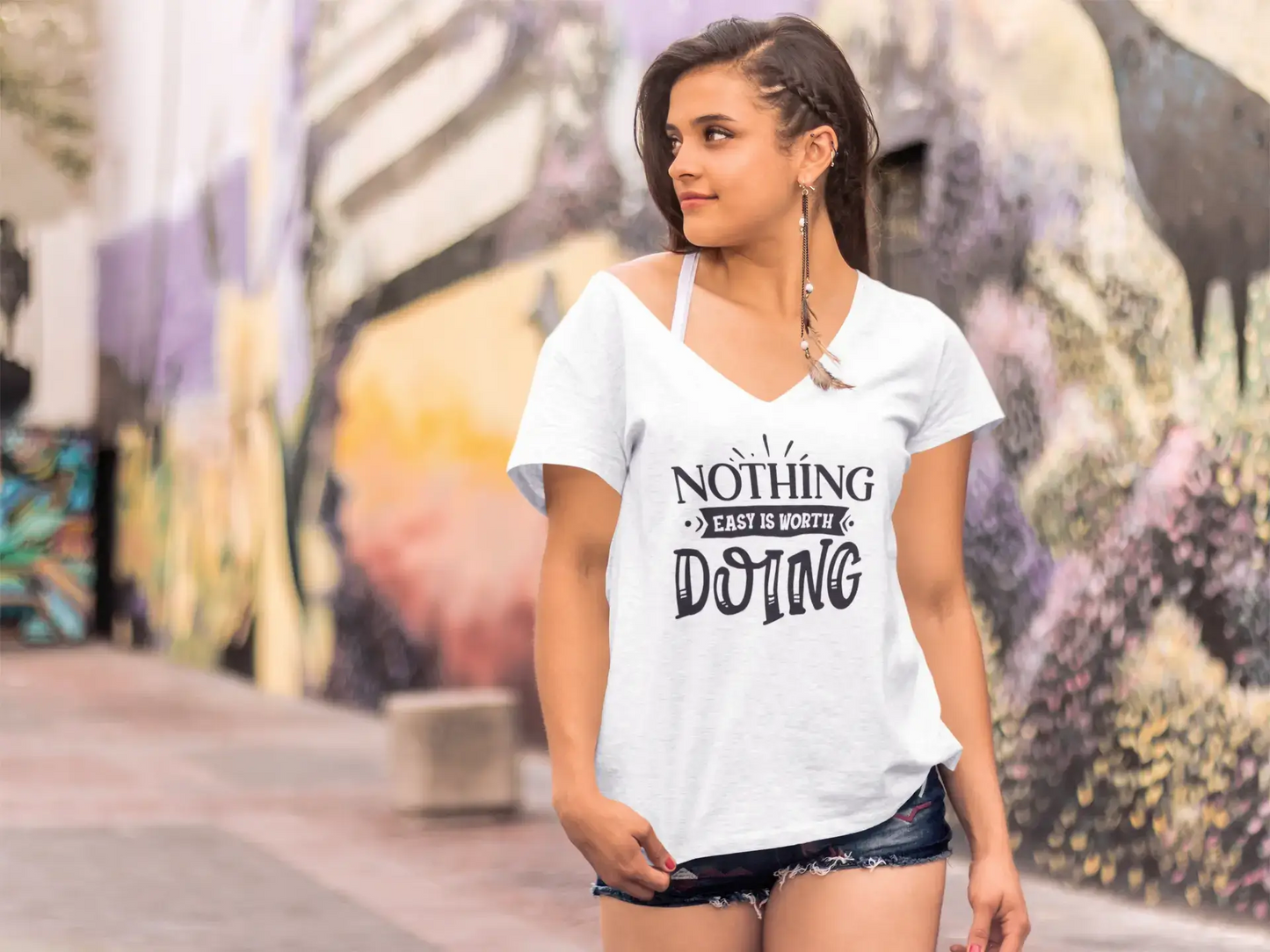 ULTRABASIC Damen-T-Shirt „Nothing Easy is Worth Doing – Slogan“, kurzärmeliges T-Shirt