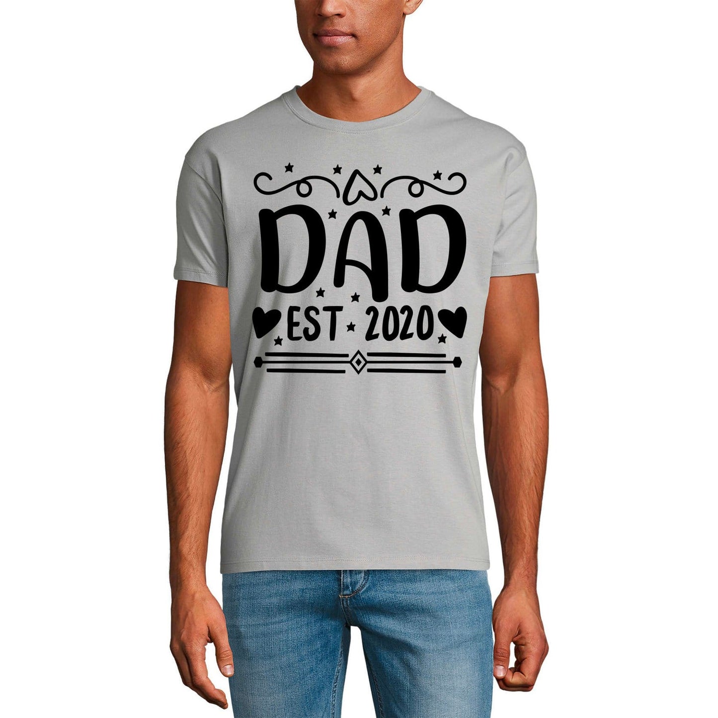 ULTRABASIC Men's Graphic T-Shirt Dad Est 2020 - Gift for Father's Day