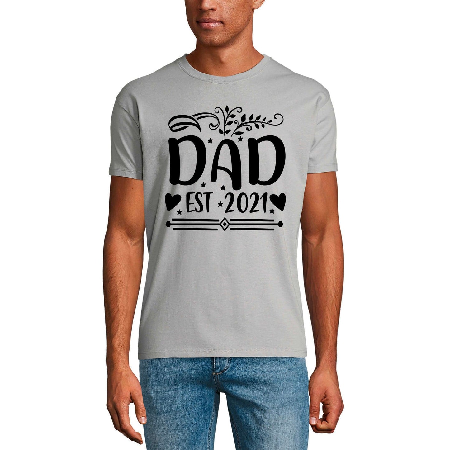 ULTRABASIC Men's Graphic T-Shirt Dad Est 2021 - Gift for Father's Day