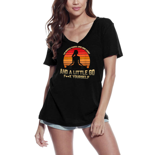 ULTRABASIC Damen-T-Shirt mit V-Ausschnitt „I'm Mostly Peace Love and Light“ – Retro-lustiges Yoga-Geschenk-T-Shirt