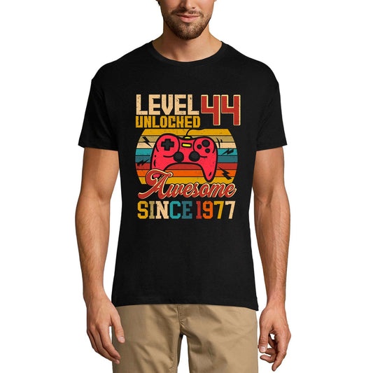 ULTRABASIC Men's Gaming T-Shirt Level 44 Unlocked - Gamer Gift Tee Shirt for 44th Birthday