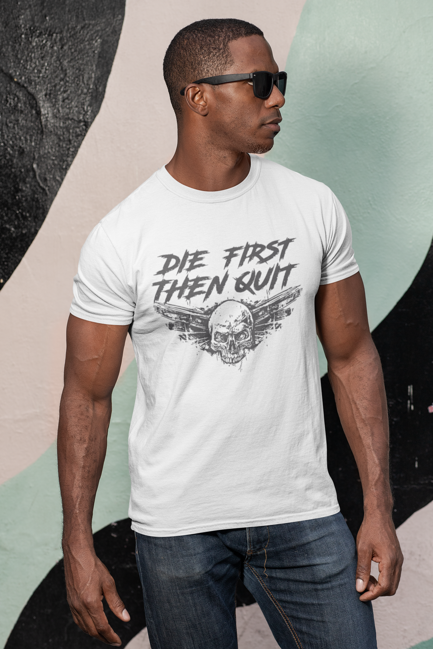 ULTRABASIC Herren-Grafik-T-Shirt „Die First Then Quit“ – motivierendes Totenkopf-Shirt