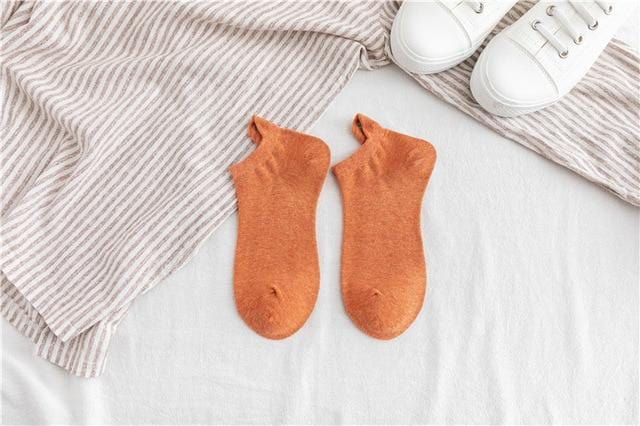 Kawaii bestickte Expression Damen Socken Baumwolle Harajuku Happy Funny Socken Damen Weihnachtsgeschenke Knöchel 1 Paar Größe 35-40