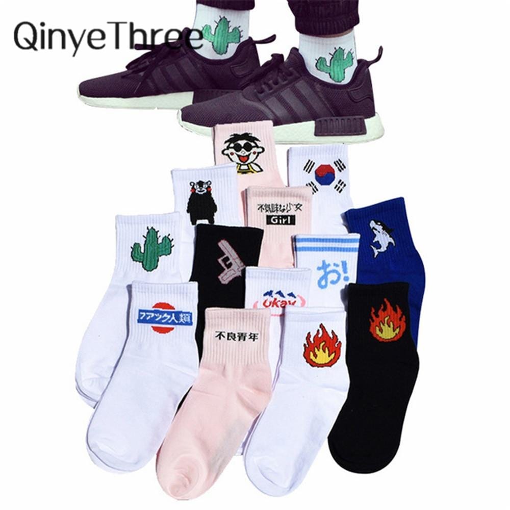 Frauen Tägliche Socken Harajuku Korea Japanische Baumwolle Kätzchen Flamme Ulzzang Socken Männer Chinesische Kaktus Gun Shark Alien Weihnachten Socken