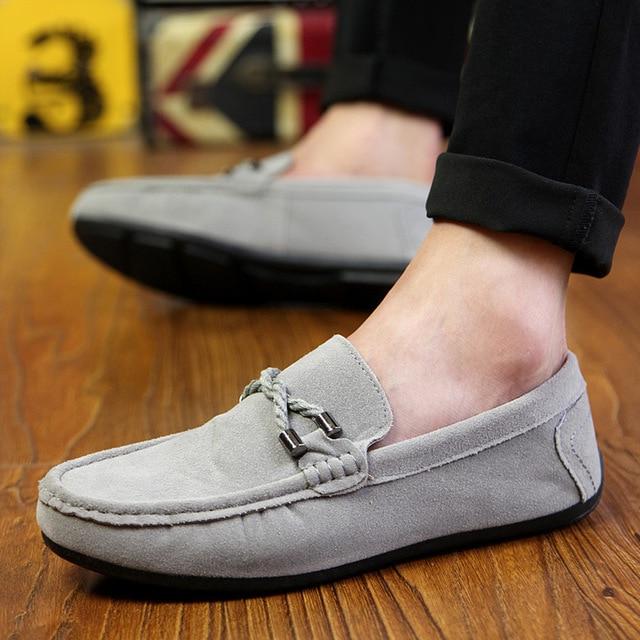 UPUPER Spring Summer NEW Men's Loafers Comfortable Flat Casual Shoes Men Breathable Slip-On Soft Leather Driving Shoes Moccasins