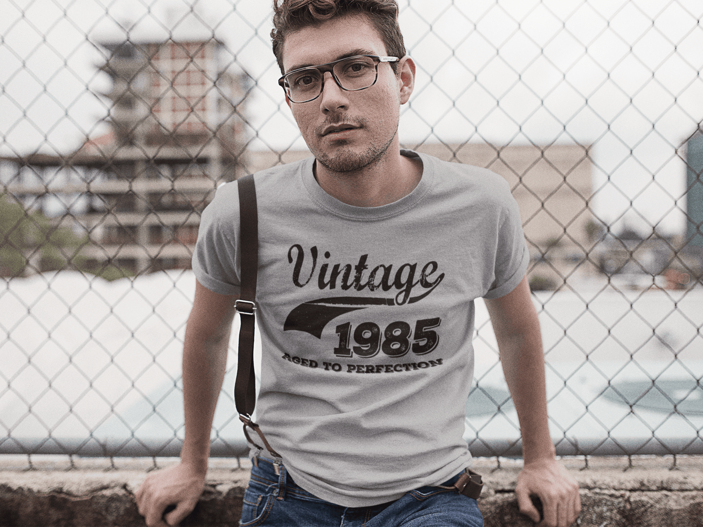Vintage Aged to Perfection 1985, Grau, Herren-Kurzarm-Rundhals-T-Shirt, Geschenk-T-Shirt 00346